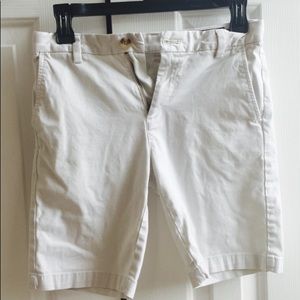 Boys vineyard vines shorts.